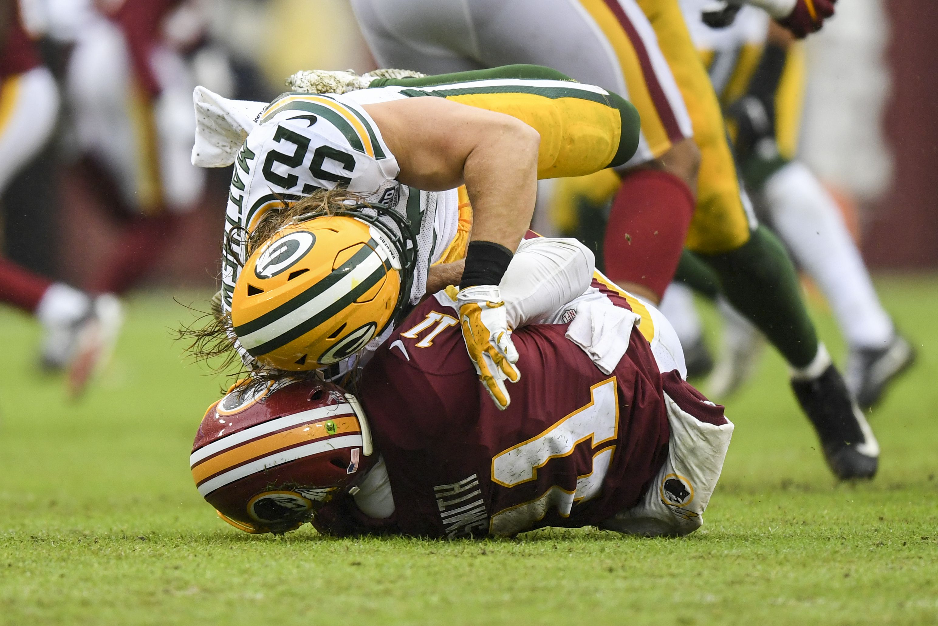 Clay Matthews on latest roughing-the-passer call: NFL is 'getting