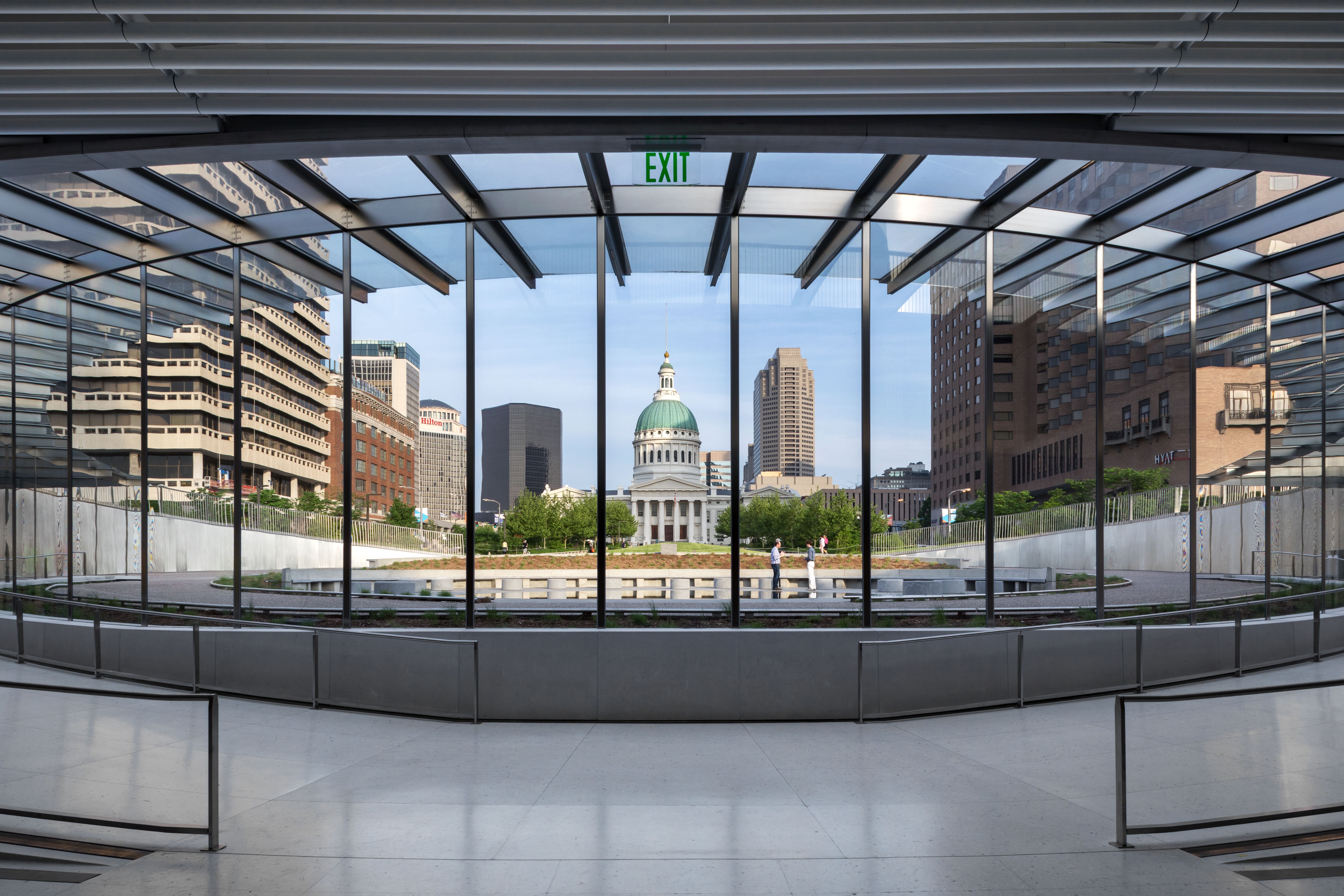 50 Years Later St Louis S Gateway Arch Emerges With A New Name