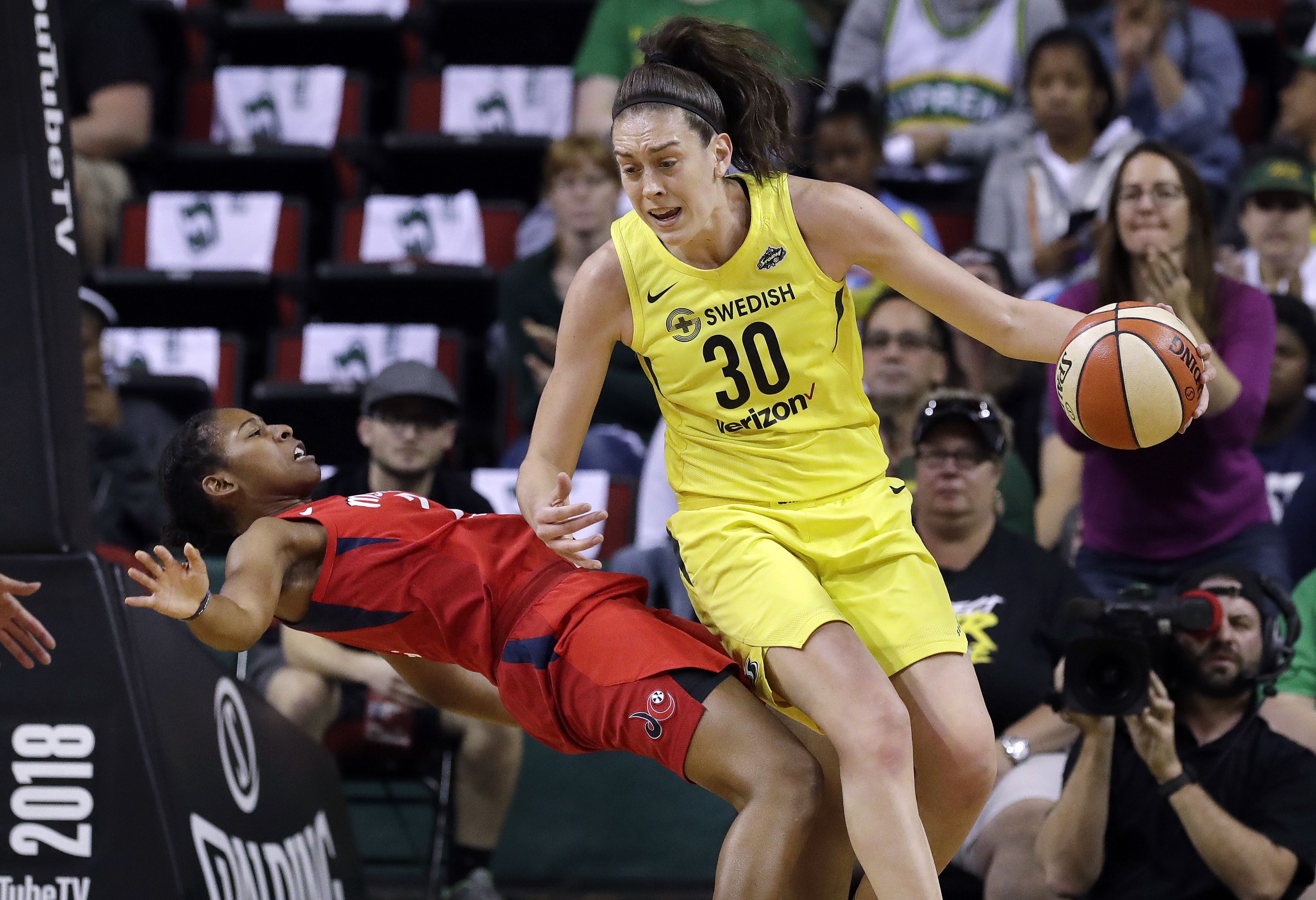 WNBA semifinal returns to Atlanta after Mystics rout Dream in Game 4